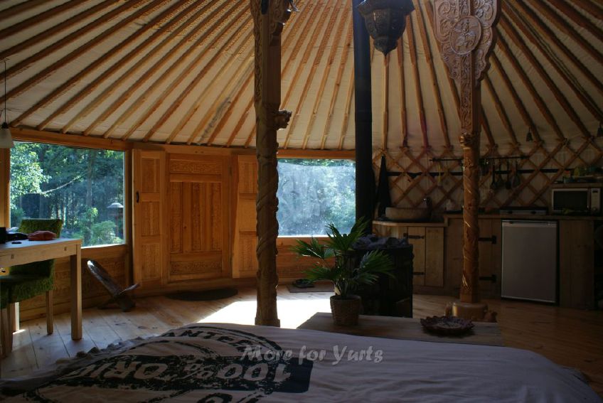 WELKOM BIJ MORE FOR YURTS! | More for Yurts Klik hier voor INFORMATIE YURTS EN PRIJSLIJST | More for Yurts