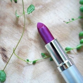 Natural Raspberry matte lipstick