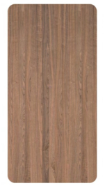 Tafelblad van notenhout met afgeronde hoeken en verjongde rand