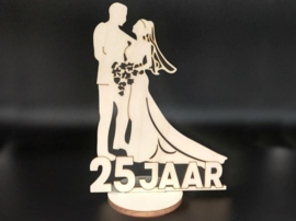 Bruidspaar '25 jaar' op voet