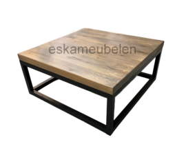 Salontafel kubus eikenhout en staal