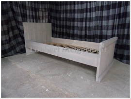 Steigerhouten Bed Deventer