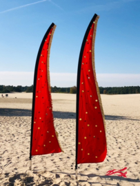 2 rode beachvlaggen huren