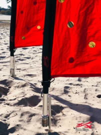 2 rode beachvlaggen huren