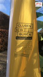 Reclamevlag, Gluren bij de Buren