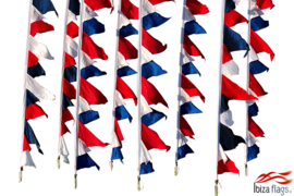 10 Rood-Wit-Blauwe festival vlaggen 3.90m recht model huren