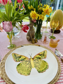 De tafel op z'n Paasbest
