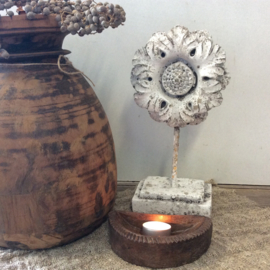 Ornament op voet no.3