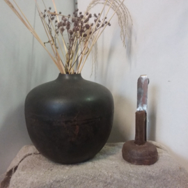 Iron candleholder