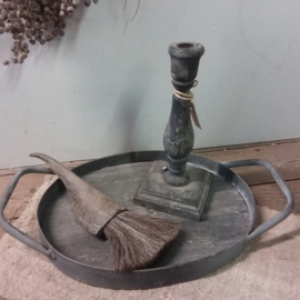 Horn Brush