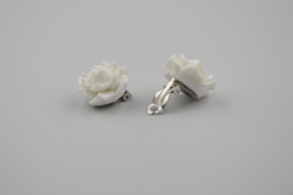 White rose oorbellen