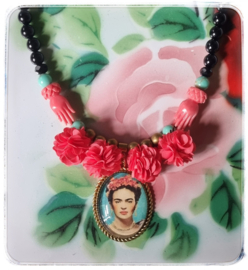 Ketting - Frida Kahlo - A Handful of Flowers