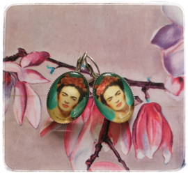 Oorbellen - Frida Kahlo - ovaal in turquoise zilver