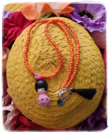 Ketting - Kokeshi Doll - oranje