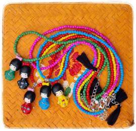 Ketting - Kokeshi Doll geel