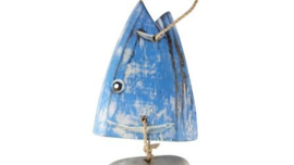 houten vis licht blauw wash
