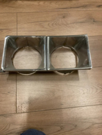 Headlight bezel RH