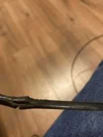 Hood release bracket met slechte kabel