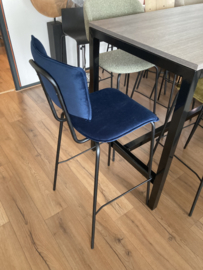 Bartafel sfeer met barstoelen