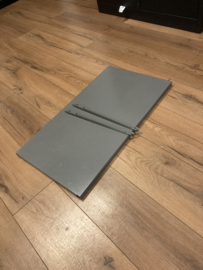 Origineel legbord in Ahrend roldeurkast grijs 71,5 cm breed incl. verzending