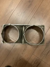 Headlight bezel LH