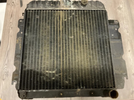 Radiateur Dart 1967 slant six 225 cui