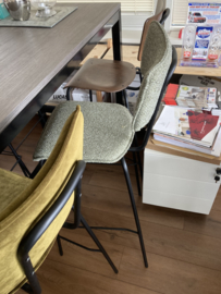 Bartafel sfeer met barstoelen