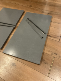 Origineel legbord in Ahrend roldeurkast grijs 71,5 cm breed incl. verzending