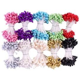 Heartfelt Creations Bright Pearl Flower Stamens – Small (HCSI 458-1)