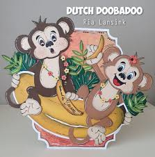 Dutch Doobadoo card stencil aapjes