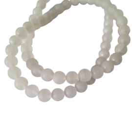 Kraal jade mat wit - ca. 6mm