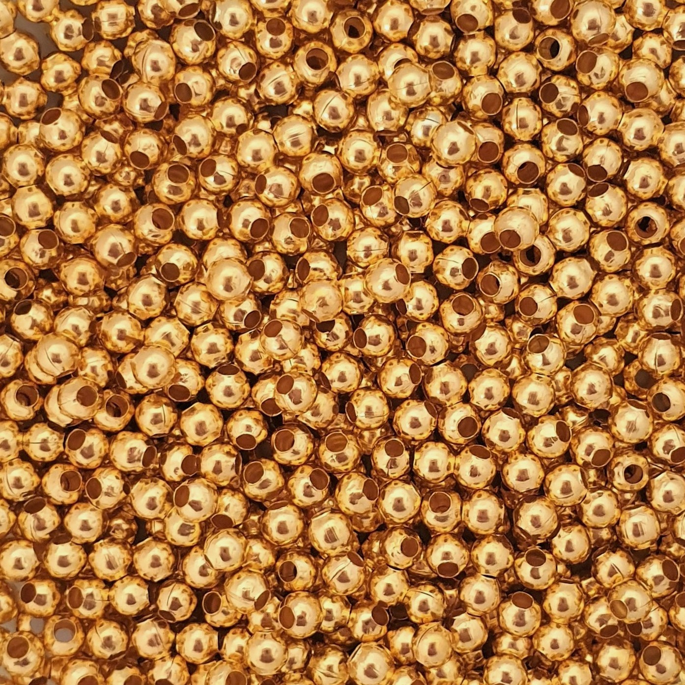 Kraaltje rond goud - ca. 3mm