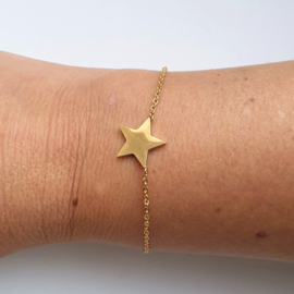 Armbandje ster stainless steel goud