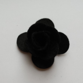 Vilten applicatie bloem zwart - ca. 4cm