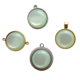 Polaris cabochon shiny soft mint - 20mm