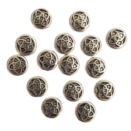 Metalen kraal chinese knoop