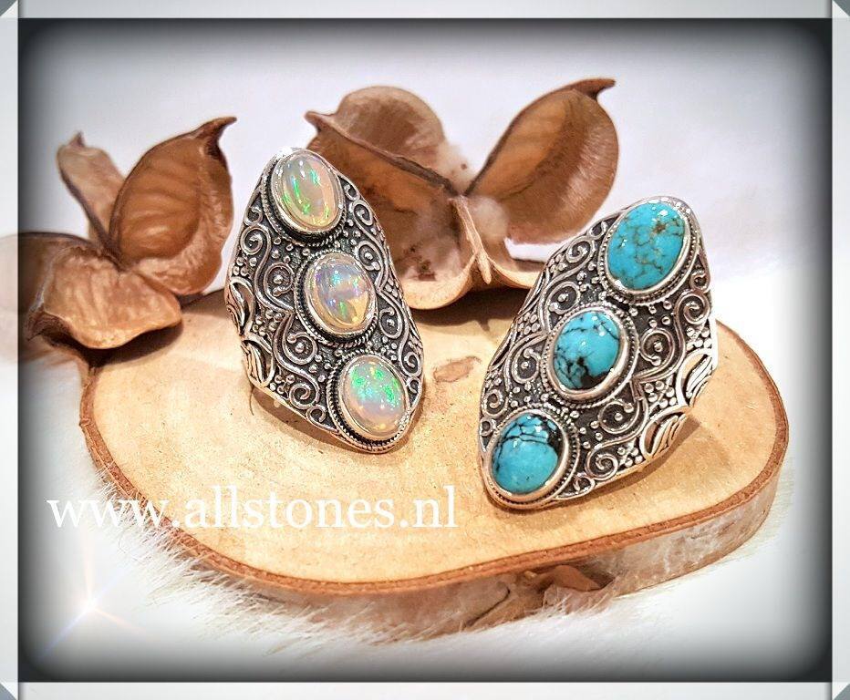 Turkoois en Edelopaal ringen Turkoois en Edelopaal ringen