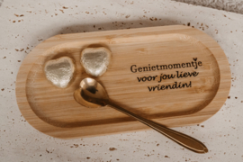 Serveerplankje bamboe "genietmomentje voor jou lieve vriendin"