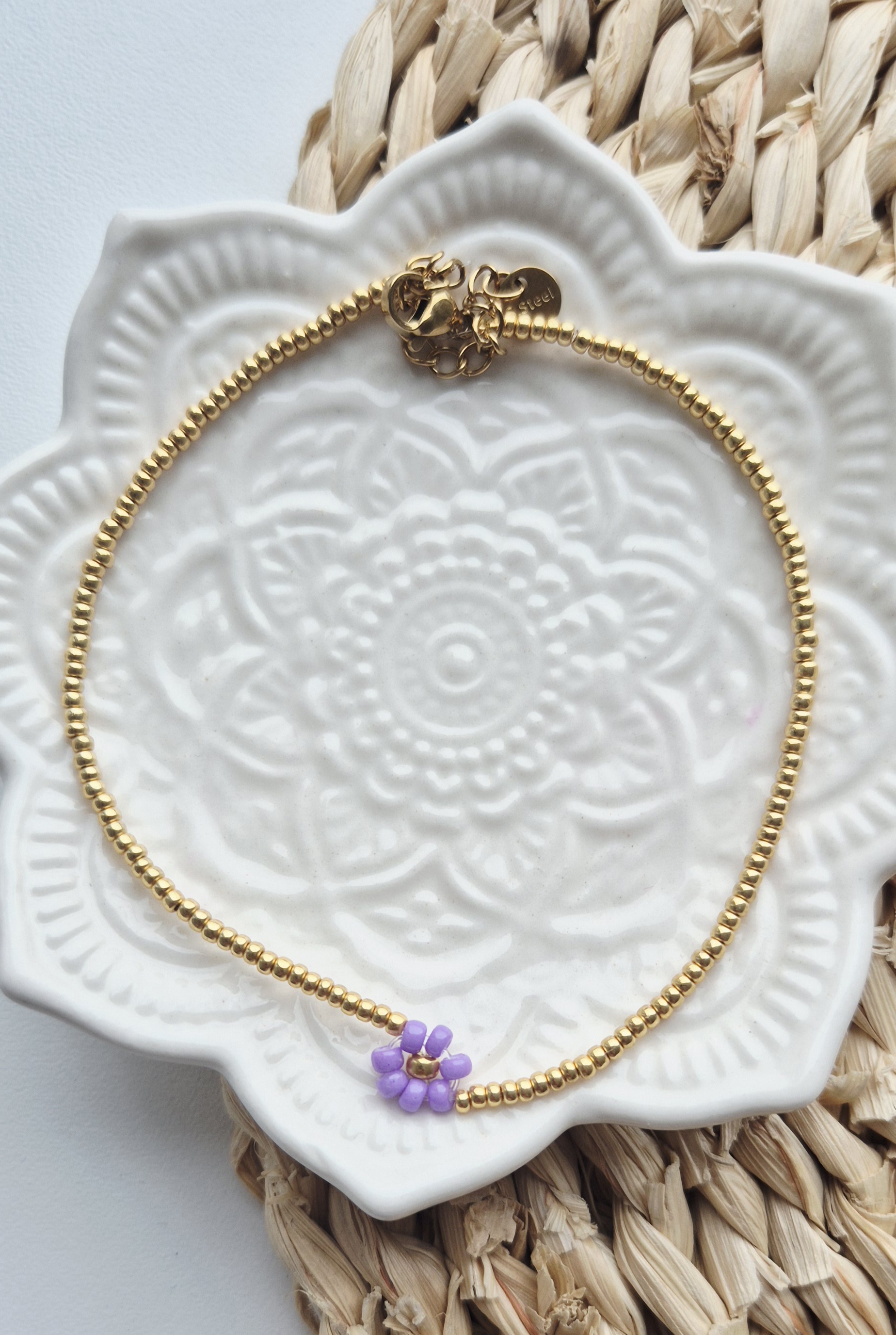 Label ZeeV enkelbandje | flower lila
