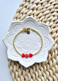 Label ZeeV armbandje hartjes rood