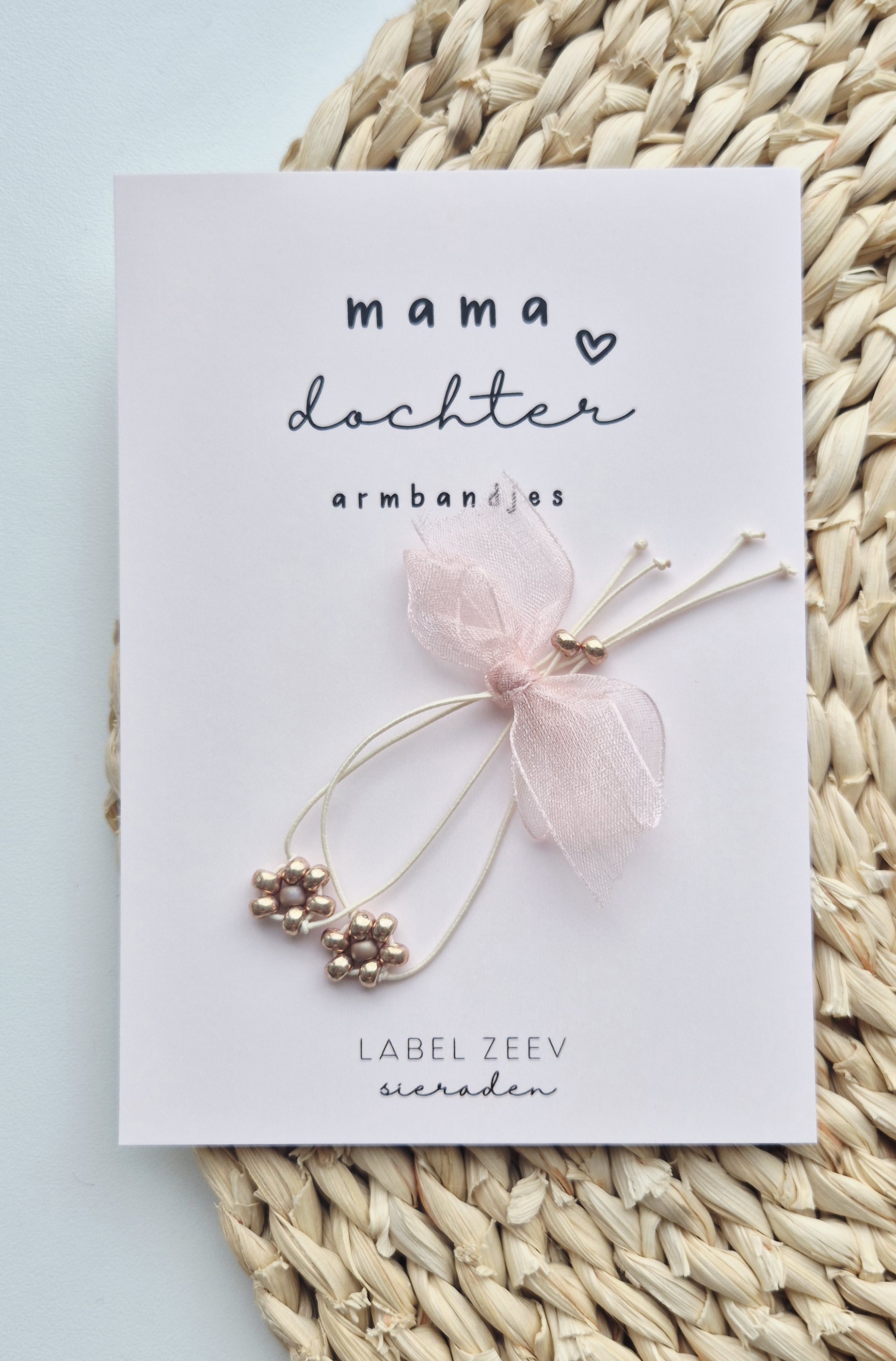 Label ZeeV mama dochter armbandjes elastiek | campagne