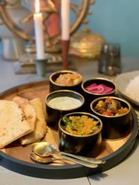 Week 14 | Thuis Indian Thali eten - vegan