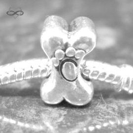 Hondenbot met Pootje bedel kraal voor bedelarmband van Pandora Trollbeads enz.