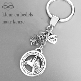 PAARDENHOOFD sleutelhanger - symbool voor kracht intelligentie en onafhankelijkheid