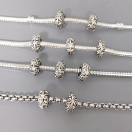 Spacer bedel 'Swirl Design' voor 2,8mm-4,5mm - verzilverde stopper voor bedelarmband Pandora Trollbeads enz.