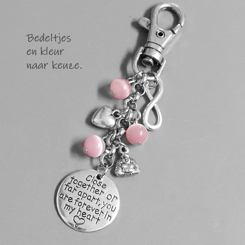 Close Together Far Apart You are forever in my heart - Ver weg of dichtbij Jij bent altijd bij mij - Clip-On Tashanger