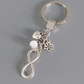INFINITY sleutelhanger - symbool voor oneindigheid - BFF Liefde