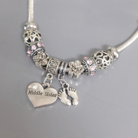 Zussen armband Middelste zus. Middle Sister in Pandora Style - Cadeau voor zussen in 8 kleuren.