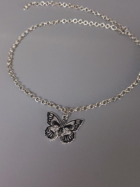 Doodskop Vlinder Choker ketting Into the Dark Vlinder ketting.