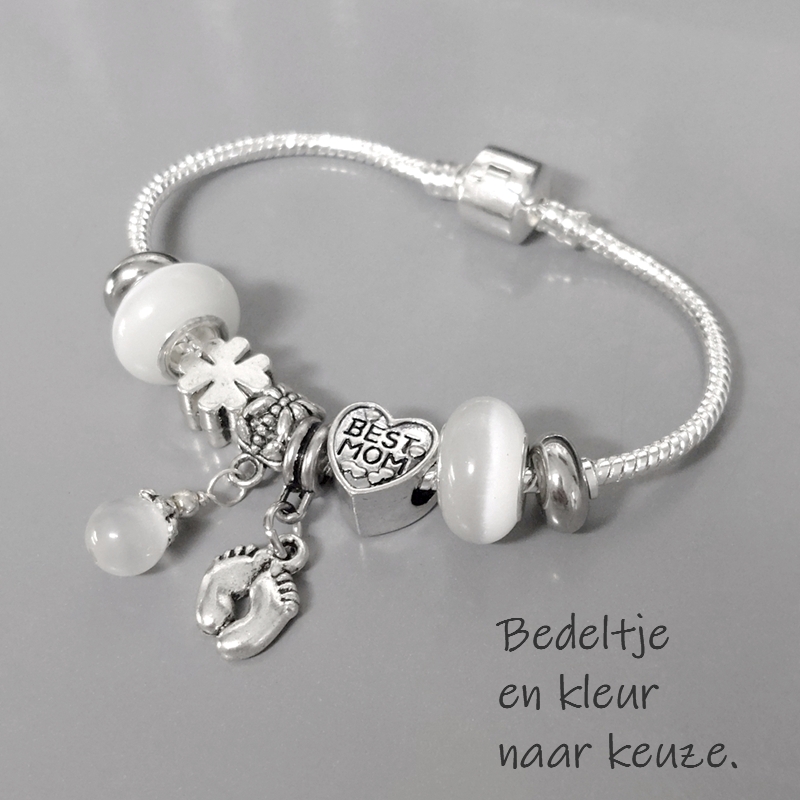 Pandora Style Glasbedel Armband WIT met Babyvoetjes - BEST MOM - Beste Mama  - Moederdag Geboorte cadeau